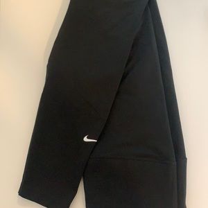 Super soft Nike leggings